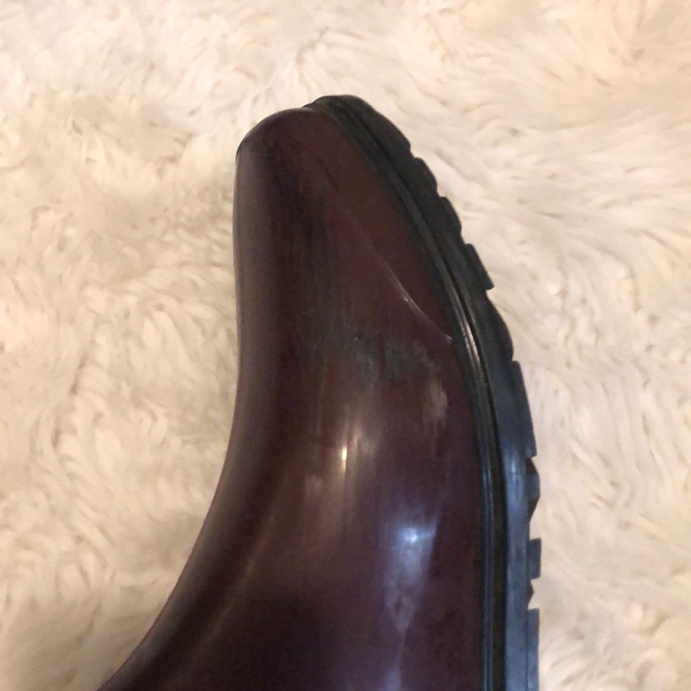 Burgundy Burberry rain boots - Picture 4 of 5
